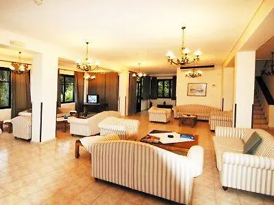 호텔 Santa Marina Áyios Nikítas