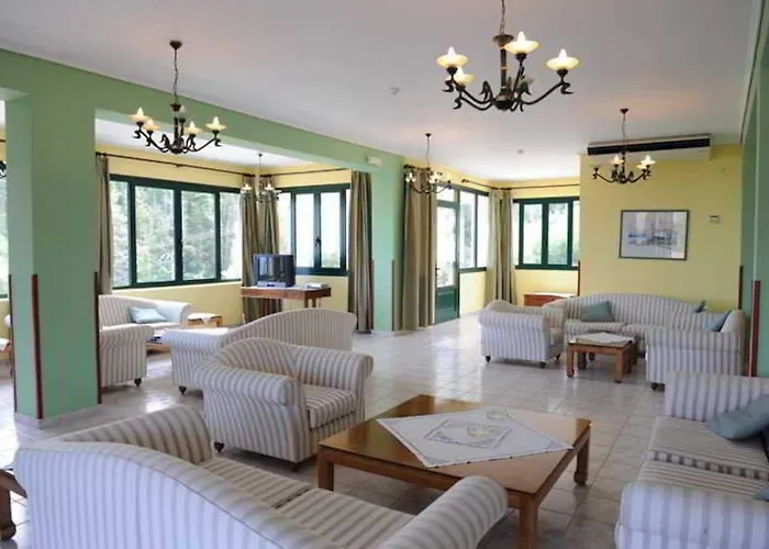 Santa Marina Hotel