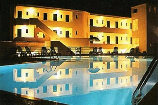 Santa Marina Áyios Nikítas